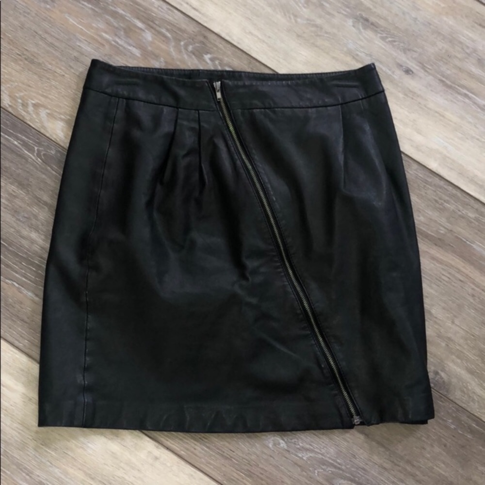 Leather skirt